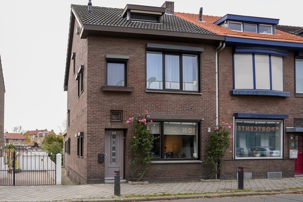Medium property photo - Bloemenweg 62, 6221 TV Maastricht